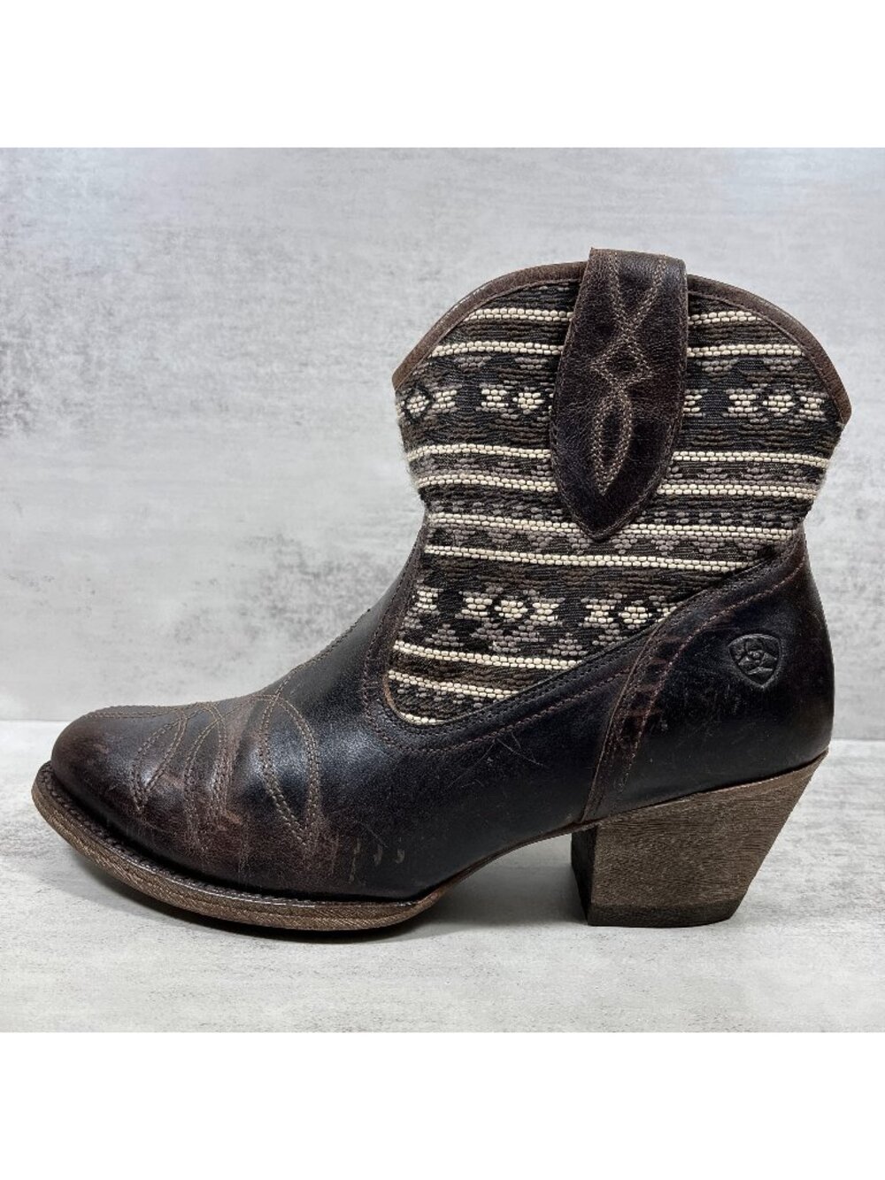 Ariat Meadow Aztec Western Cowboy Ankle Boots - Women's Size 8.5 - Brown